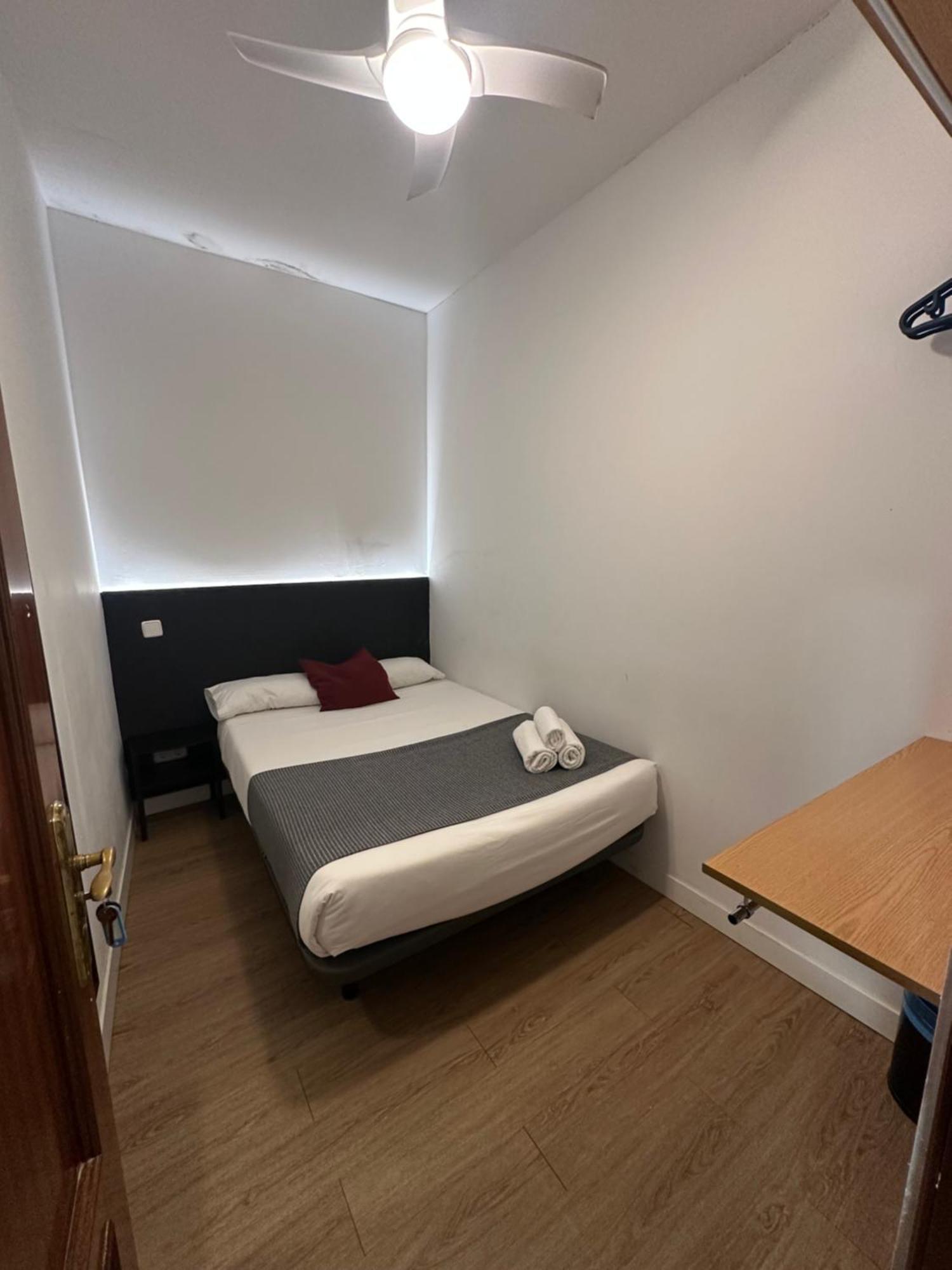 Center Madrid Habitaciones — Photos 2